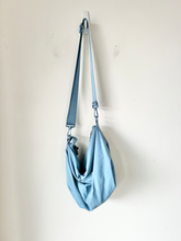 Load image into Gallery viewer, Bearpaw Purse
