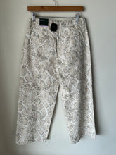Load image into Gallery viewer, Wild Fable Women’s Pants Size 3/4 (27)
