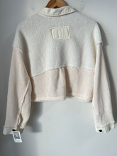 Load image into Gallery viewer, Pol Outerwear Size Medium
