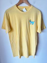 Load image into Gallery viewer, T-shirt Size Large
