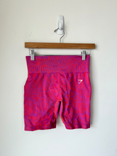 Load image into Gallery viewer, Gym Shark Athletic Shorts Size Medium
