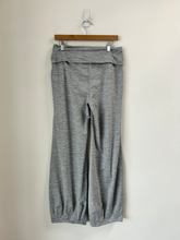 Load image into Gallery viewer, Free People Athletic Pants Size Large
