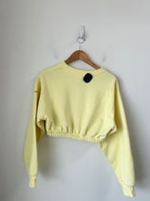 Load image into Gallery viewer, Alo Sweatshirt Size Medium
