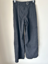 Load image into Gallery viewer, We The Free Pants Size 1 (25)
