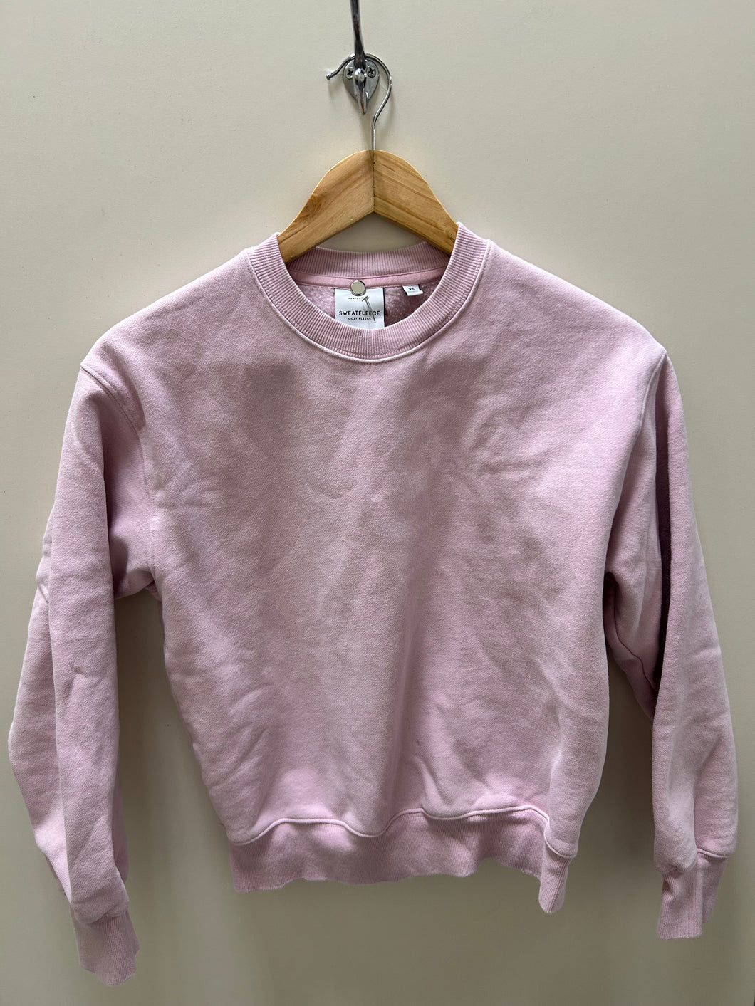 Aritzia Sweatshirt Size XS