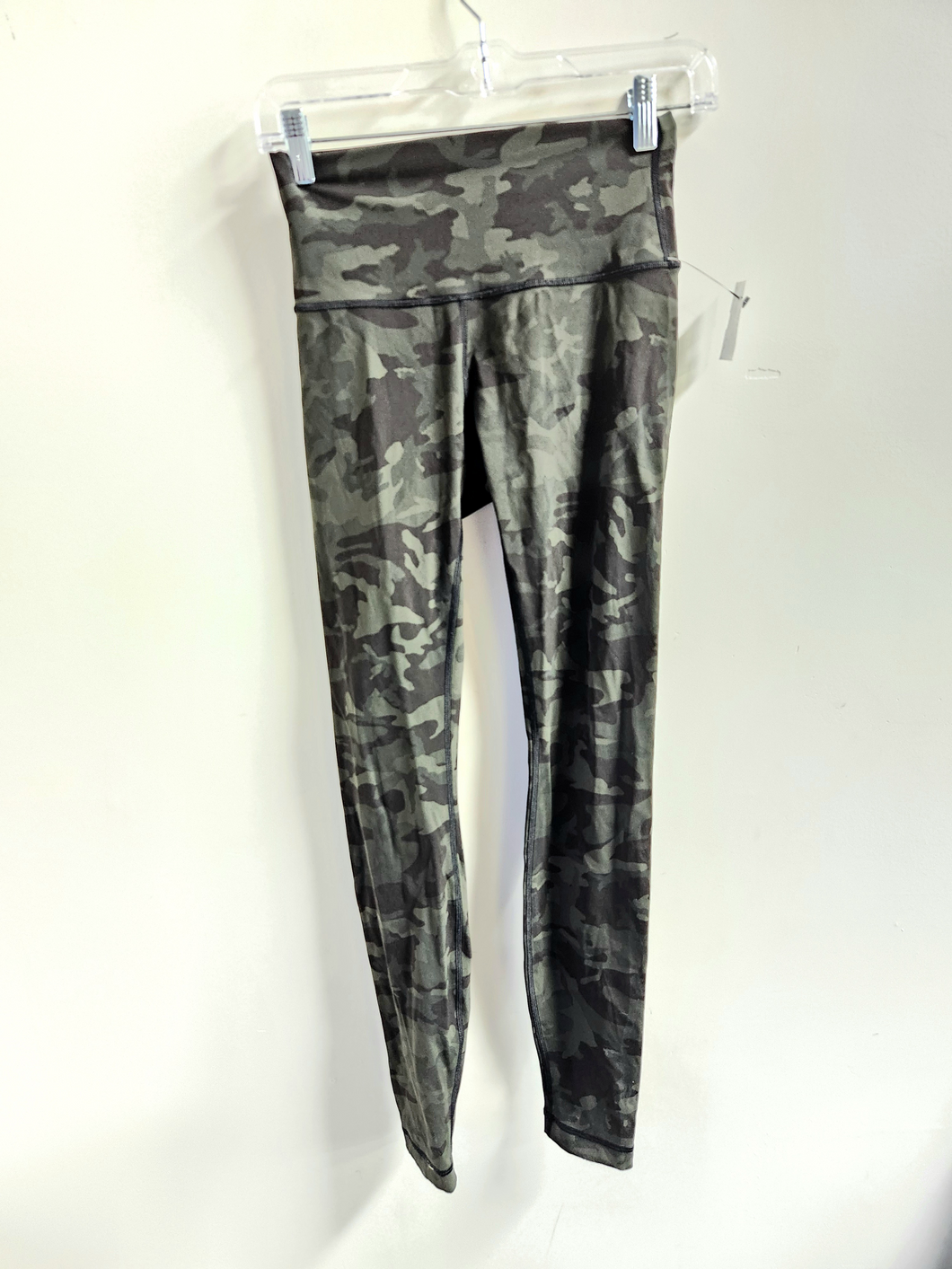 Lulu Lemon Athletic Pants Size Medium