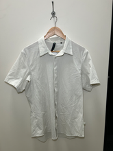 Load image into Gallery viewer, Lulu Lemon Athletic Top Size Large
