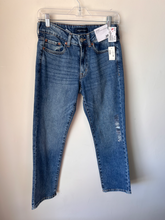 Load image into Gallery viewer, Aeropostale Denim Size 2 (26)
