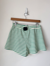 Load image into Gallery viewer, Misguided Shorts Size Medium
