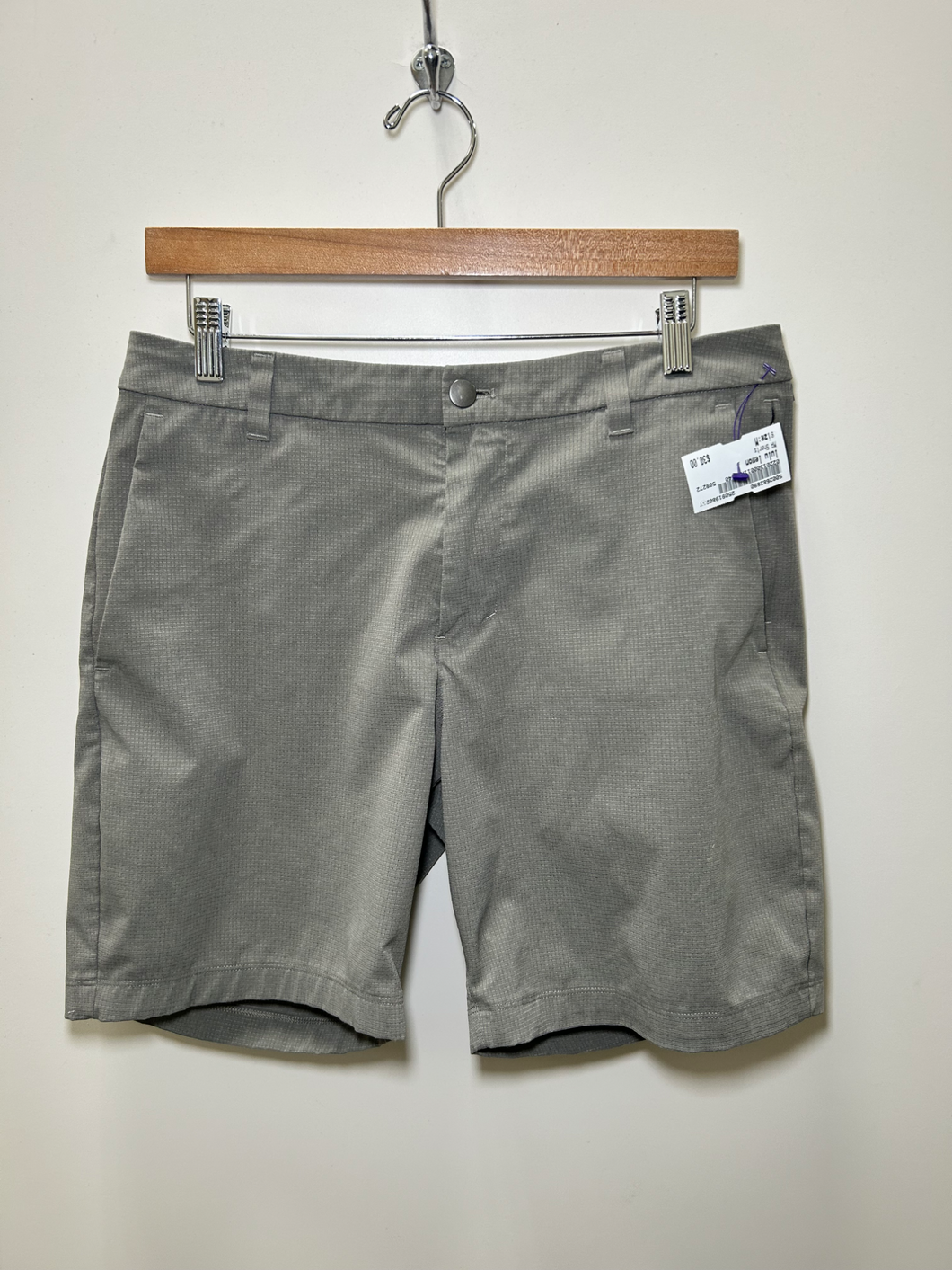 Lulu Lemon Athletic Shorts Size Medium