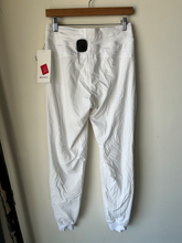 Load image into Gallery viewer, Lulu Lemon Athletic Pants Size Medium
