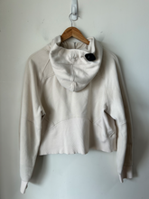 Load image into Gallery viewer, Lululemon Sweatshirt Size Small
