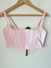 Load image into Gallery viewer, Skims Tank Top Size Medium
