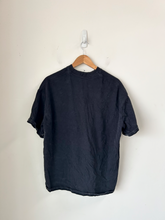 Load image into Gallery viewer, Lululemon T-Shirt Size Medium
