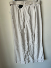 Load image into Gallery viewer, Bella Dahl Pants Size 9/10 (30)
