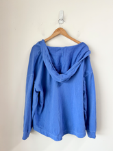 Load image into Gallery viewer, Old Navy Sweatshirt Size Extra Large
