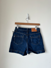 Load image into Gallery viewer, Princess Polly Short Skirt Size 2
