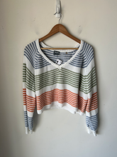 Load image into Gallery viewer, Arula Sweater Size Large
