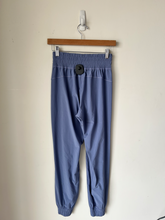 Load image into Gallery viewer, Lululemon Athletic Pants Size Small
