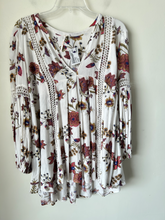 Load image into Gallery viewer, Free People Long Sleeve Top Size Extra Small
