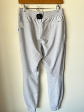Load image into Gallery viewer, Lululemon Athletic Pants Size Medium
