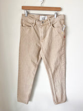 Load image into Gallery viewer, Bdg Pants Size 30
