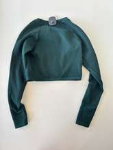 Load image into Gallery viewer, Offline Athletic Top Size Small
