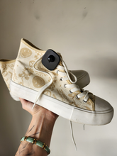 Load image into Gallery viewer, American Eagle Casual Shoes Womens 9
