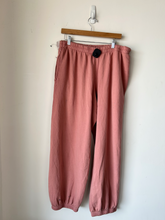 Load image into Gallery viewer, Free People Movement Athletic Pants Size Large

