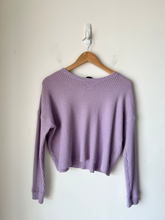 Load image into Gallery viewer, American Eagle Long Sleeve Top Size Small
