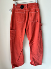 Load image into Gallery viewer, Lioness Pants Size Small
