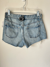 Load image into Gallery viewer, Garage Shorts Size 3/4
