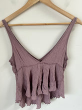Load image into Gallery viewer, Free People Tank Size Extra Small
