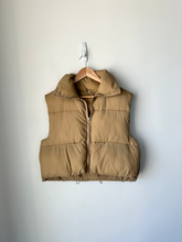 Load image into Gallery viewer, Outerwear Size Large

