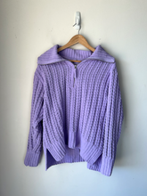 Load image into Gallery viewer, Aerie Sweater Size Extra Small
