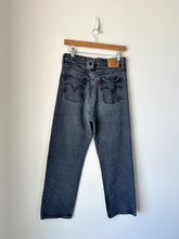 Load image into Gallery viewer, Levi Pants Size 7/8 (29)

