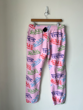 Load image into Gallery viewer, Von Dutch Pants Size Medium
