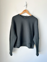 Load image into Gallery viewer, Athleta Sweatshirt Size Medium
