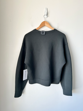 Load image into Gallery viewer, Athleta Sweatshirt Size Medium
