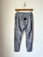 Load image into Gallery viewer, Lululemon Athletic Pants Size Medium
