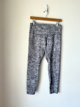 Load image into Gallery viewer, Lululemon Athletic Pants Size Medium
