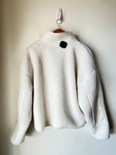 Load image into Gallery viewer, Fabletics Heavy Outerwear Size Extra Large
