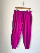 Load image into Gallery viewer, Athleta Athletic Pants Size Medium
