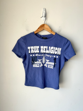 Load image into Gallery viewer, True Religion T-Shirt Size Small
