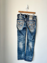 Load image into Gallery viewer, Rock Revival Denim Size 28
