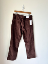 Load image into Gallery viewer, Goodfellow Pants Size 38
