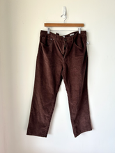Load image into Gallery viewer, Goodfellow Pants Size 38

