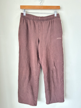 Load image into Gallery viewer, Aritzia Athletic Pants Size Small
