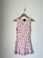 Load image into Gallery viewer, Kimchi And Blue Dress Size Small
