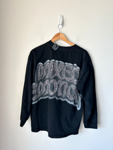 Load image into Gallery viewer, Long Sleeve T-shirt Size Large
